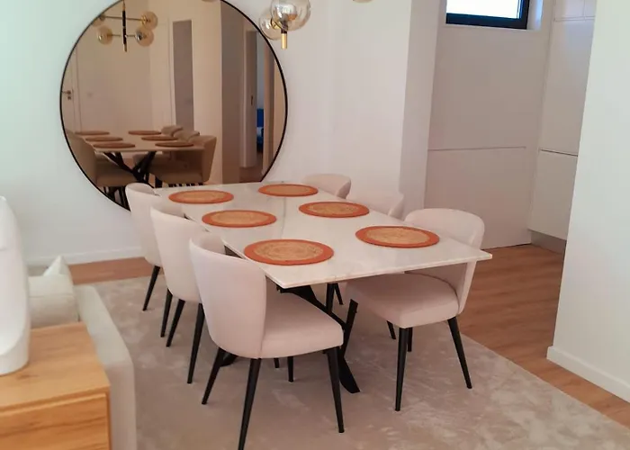 Beachfront * Vila Praia de Ancora